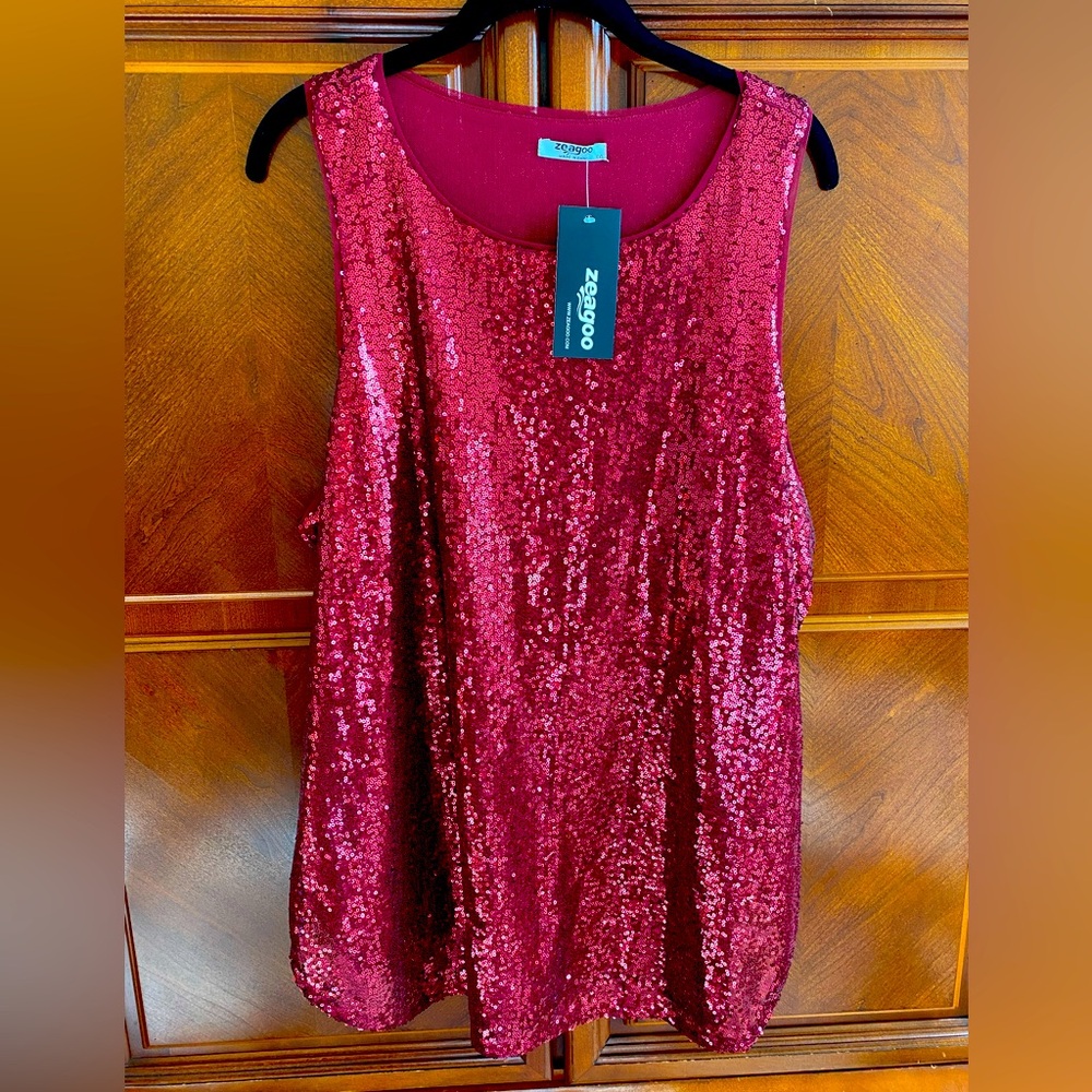 NEW SEQUINED TOP